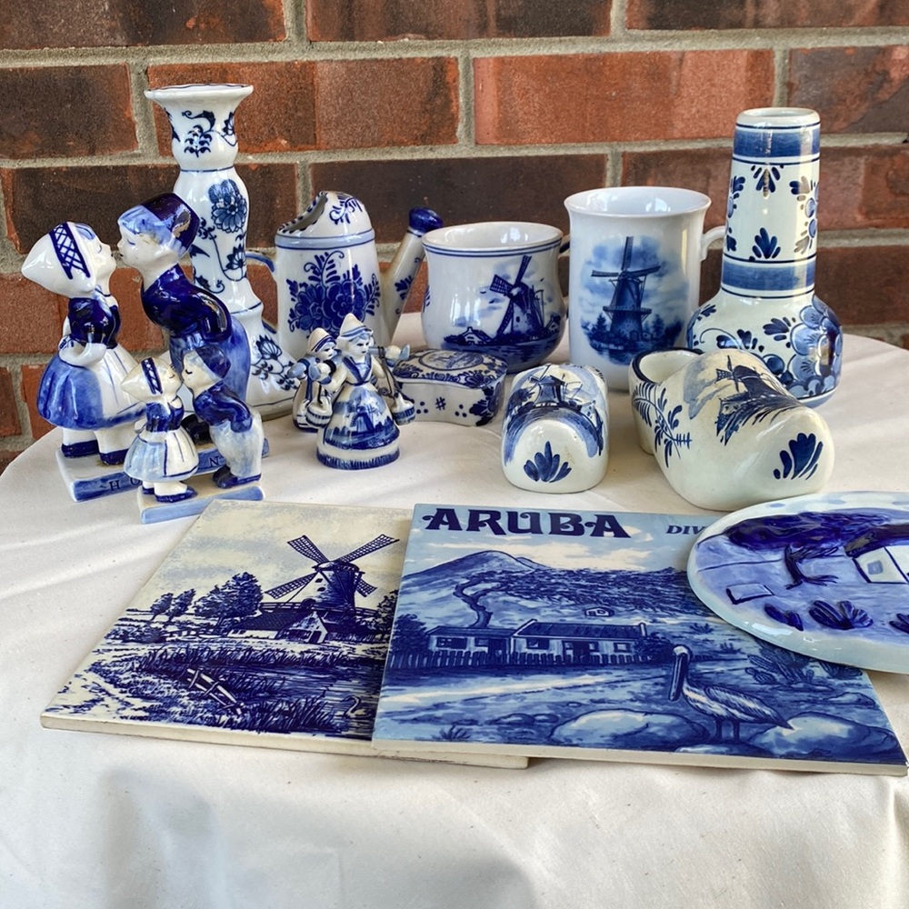 Delft Blue China/Figurines